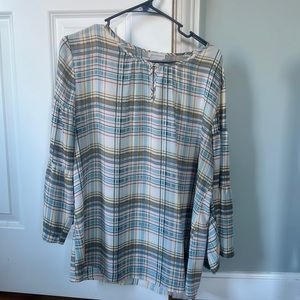 Van Heusen large blouse